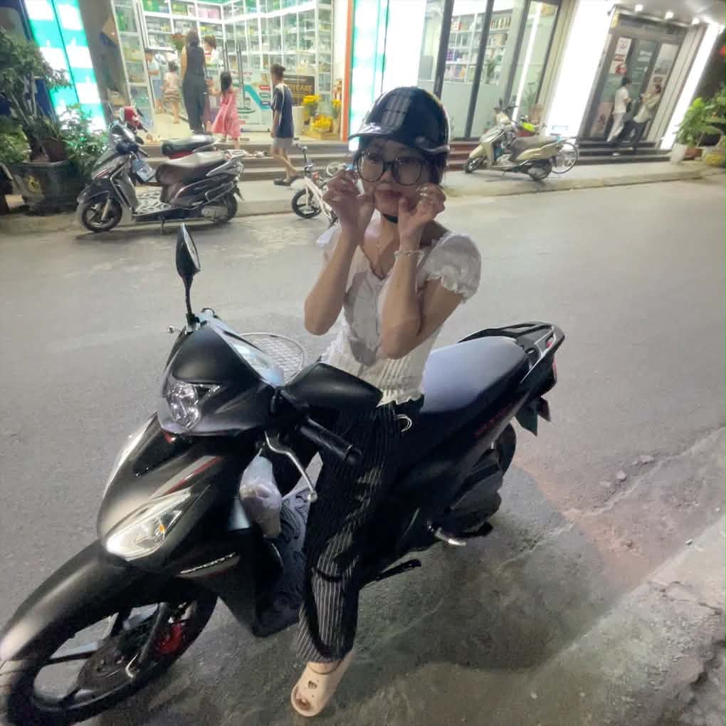Lúc nào về cũng phải có 1 tấm của babi cute