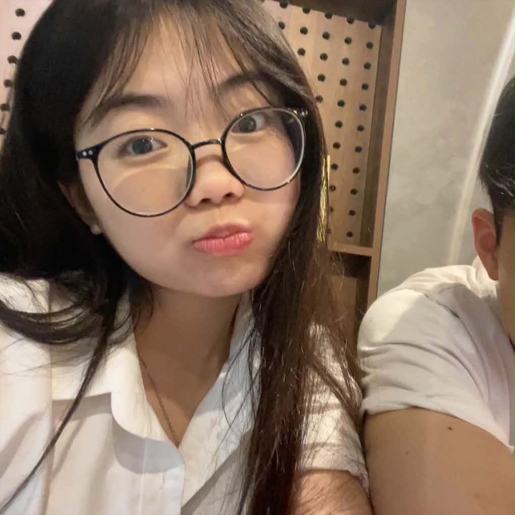 Đây là lúc mình study date với nhau ở highland - quán ưa thích em nè